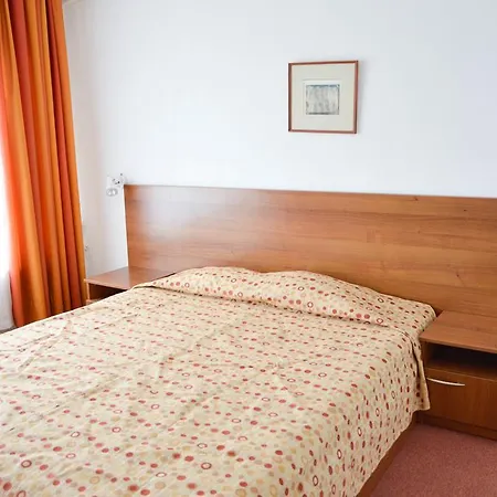 Отель Park Bellevue 3*