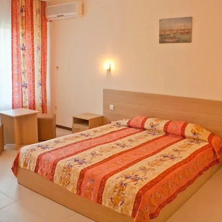 Готель Park Bellevue 3*