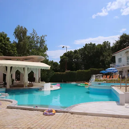 Отель Park Bellevue
